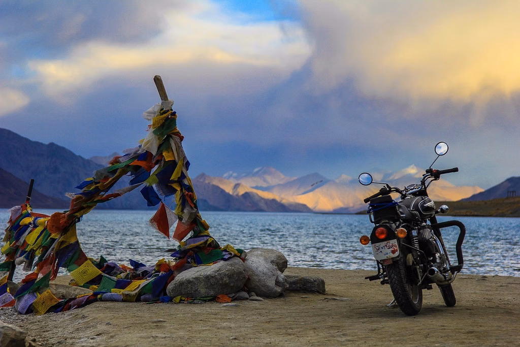 Leh to Pangong Lake Route
